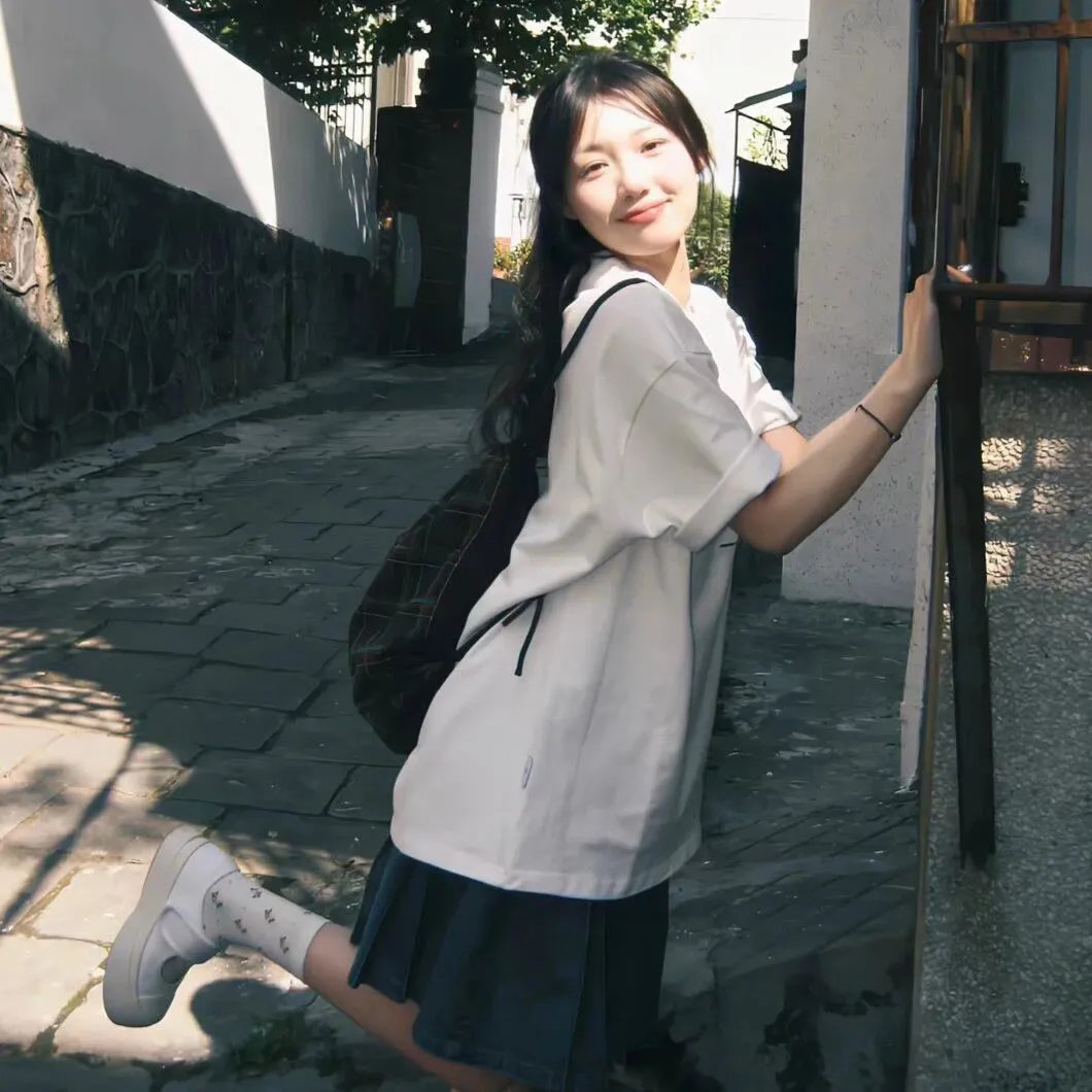 忧郁小女孩